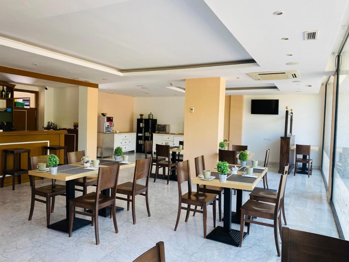 Hotel Equo Аранхуэс Экстерьер фото